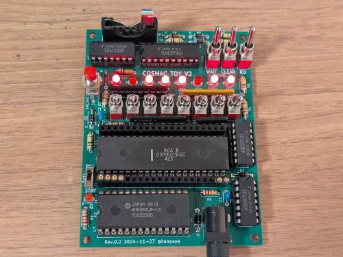 /img/projects/cosmac-toy-v2-rev02-dev1-photo1.jpg